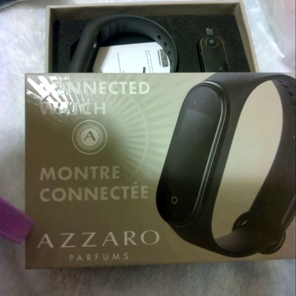 Azzaro smart watch